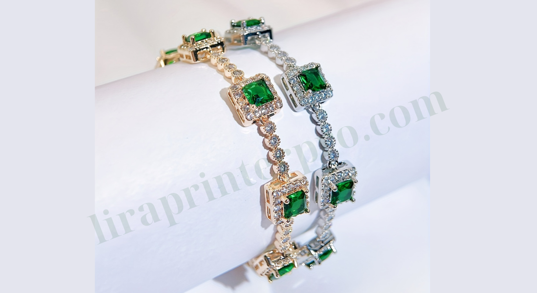 Elegant Diamond Bangle for Women (1)